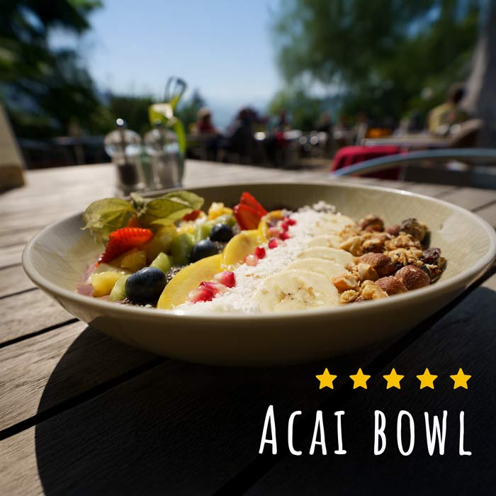 ACAI BOWL IM SCHLOSSCAFE